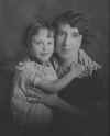Margaret_and_Florence_McNamara_1926.jpg (22573 bytes)