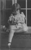 Margaret_McNamara_1926_b.jpg (15832 bytes)